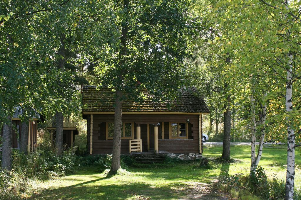 Paksuniemen Majatalo Bed & Breakfast Rääkkylä Bagian luar foto